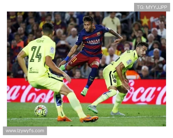 亚精英赛半场战报:阿菲夫破门萨德领先沙迦1比0 亚精英赛半场战报:阿菲夫破门萨德领先沙迦1比0